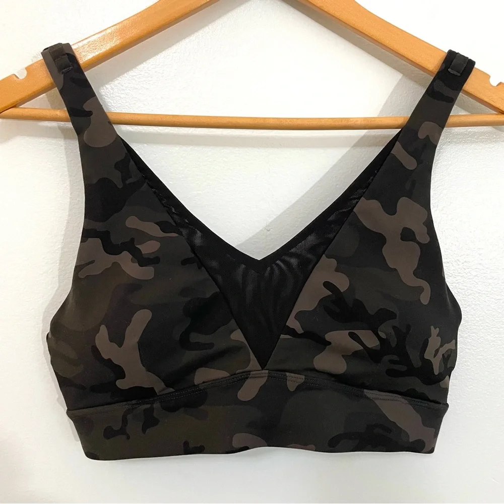 ZYIA Active Forest Camo Adjustable V Mesh Sports Bra Size S